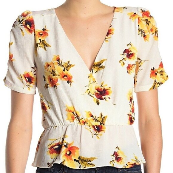 Socialite Tops - Socialite Blouse Size XS Women's Floral Short Sleeve V Neck Button Peplum Waist